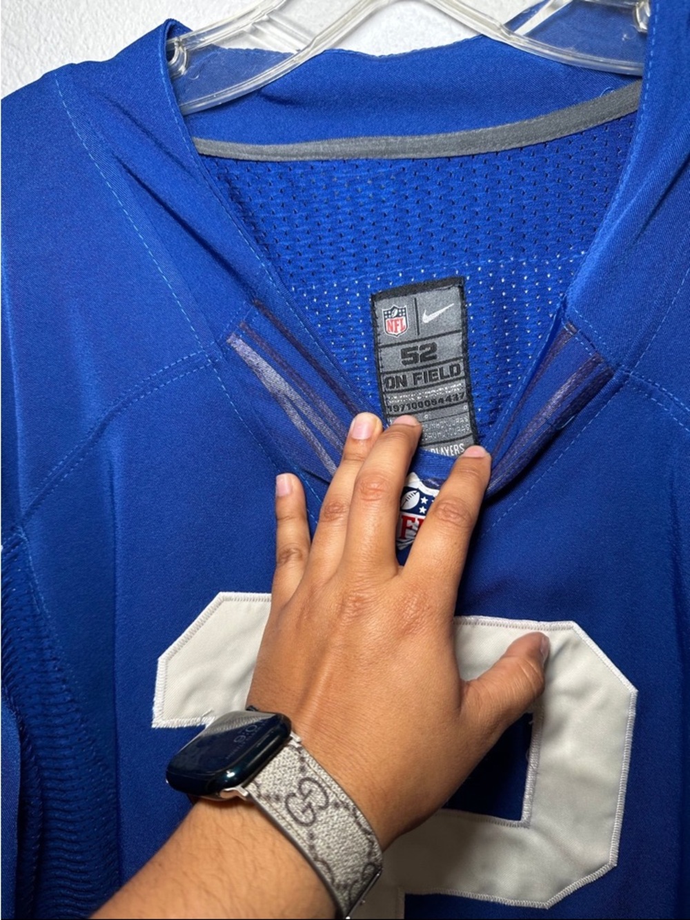 NFL Men's Indianapolis colts Andrew luck #12 Football Jersey - Picture 3 of 8